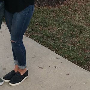 Just black jeans skinny jeans rip at knee